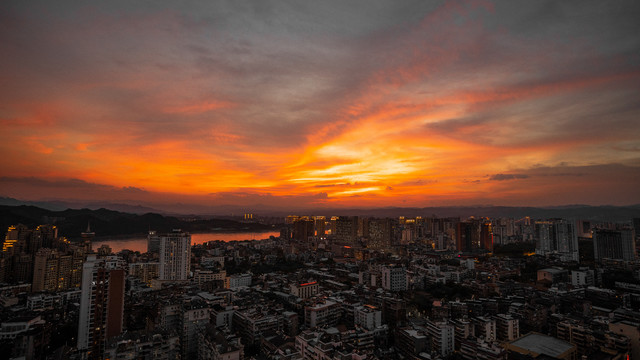 夕阳老城