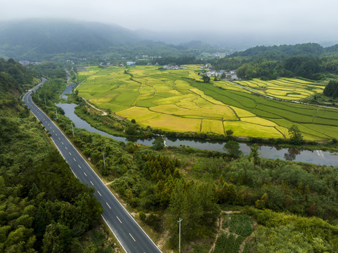 航拍宣城市旌德县三山村梯田