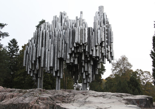 芬兰音乐雕塑