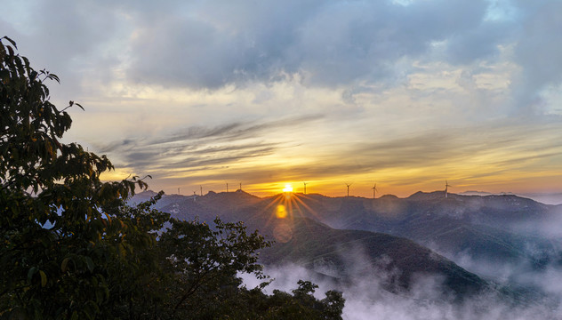 鸡公山日出