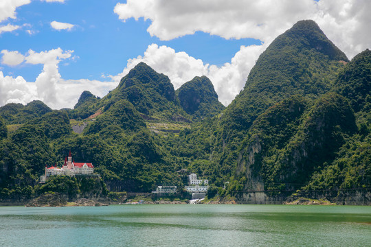 万峰湖