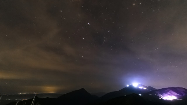 江西武功山金顶星空