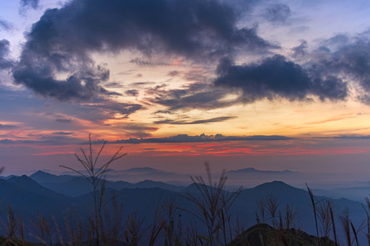 武功山日出风光