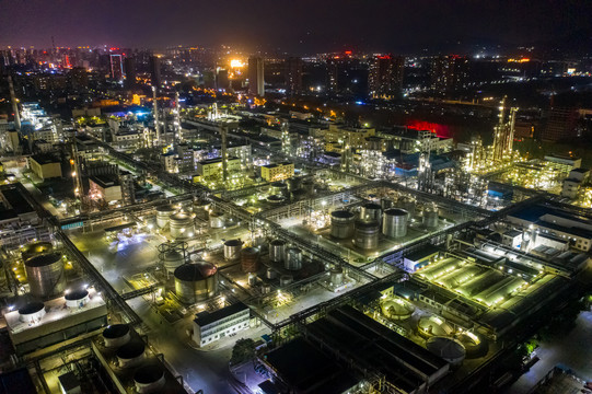 航拍平顶山尼龙工业化工厂夜景