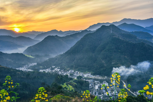 皖南徽派建筑小山村