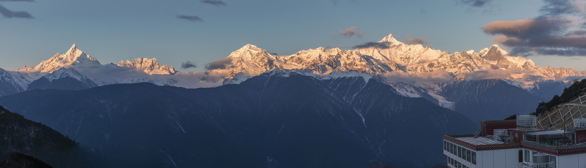 云南迪庆梅里雪山风景