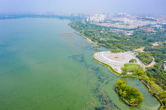 航拍河南平顶山白龟湖湿地公园