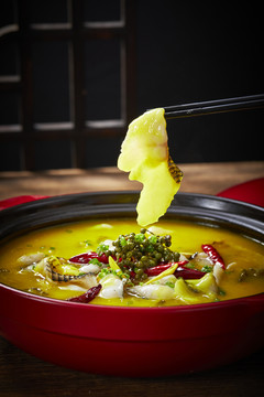 酸菜金湯黑魚片