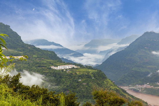 四川宜宾金沙江向家坝库区风景