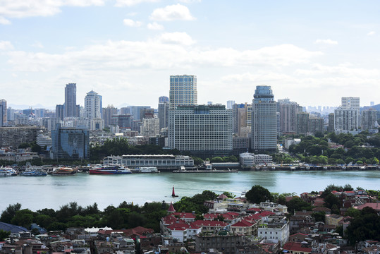 厦门海上城市风光