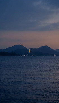 西湖湖面湖水