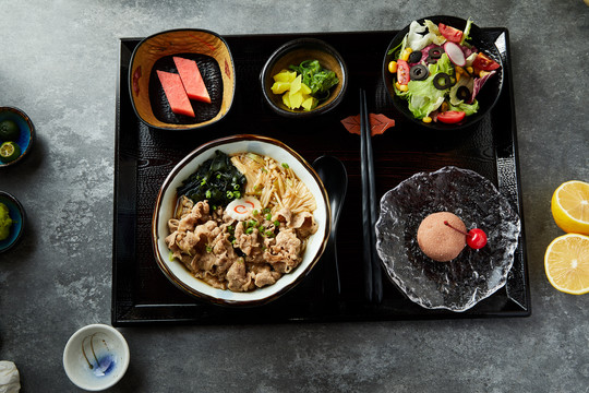 牛肉乌冬面套餐