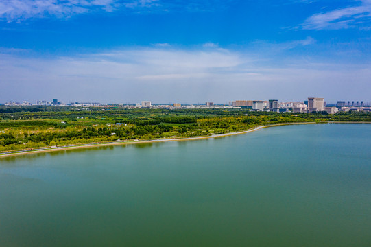 航拍河南郑州象湖生态湿地公园