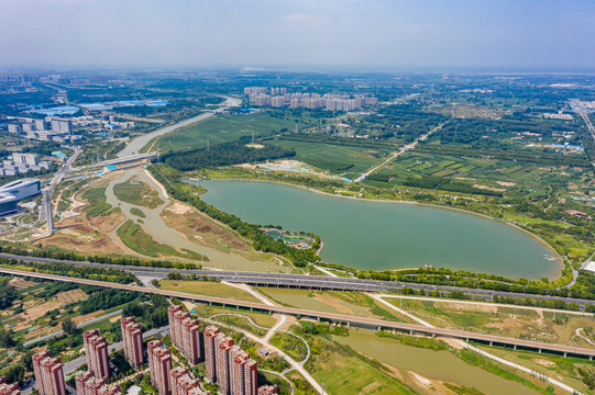 航拍河南郑州象湖生态湿地公园