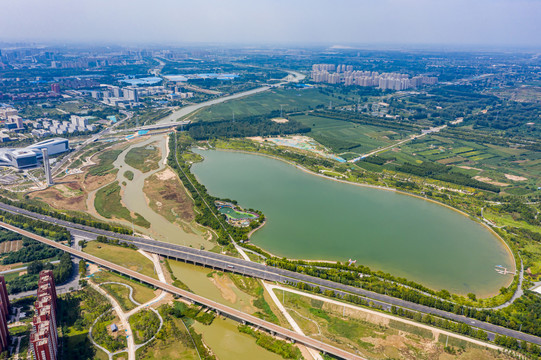 航拍河南郑州象湖生态湿地公园