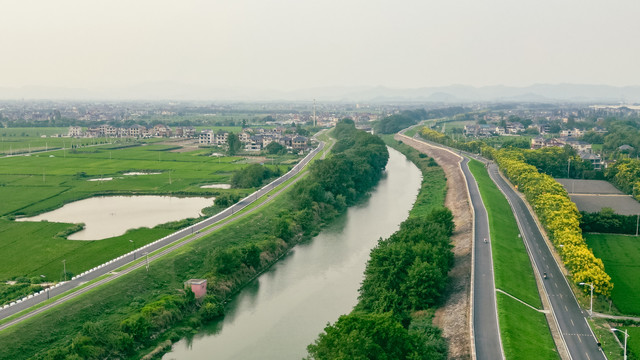 乡村旅游公路河流