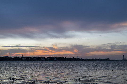 晚霞湖景