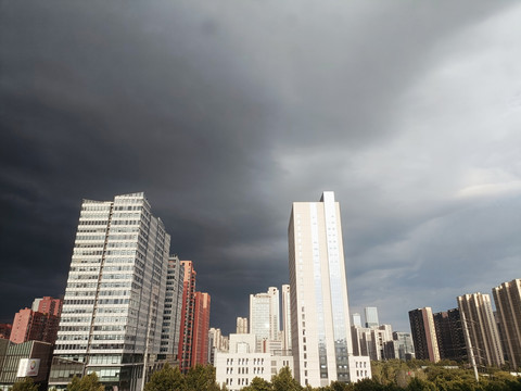 下雨前