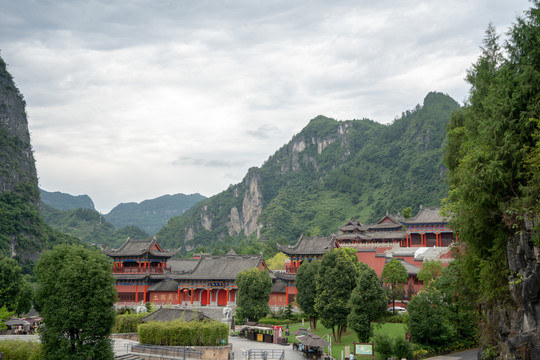 重庆山水黔江城市大峡谷观音庙