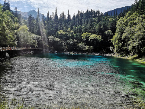 高山湖泊