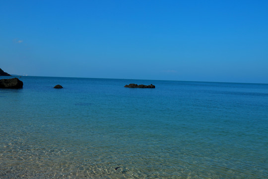 大海海湾礁石