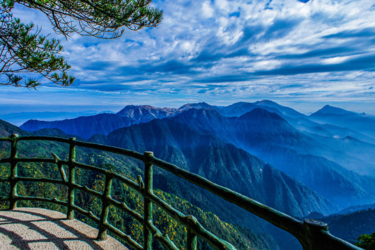 武功山羊狮慕景区