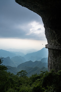 重庆南川区金佛山绝壁走廊