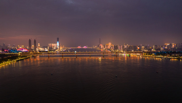 武汉长江大桥夜景