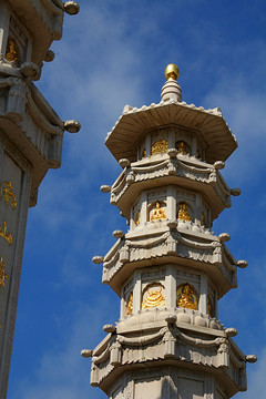 南山寺石刻宝塔