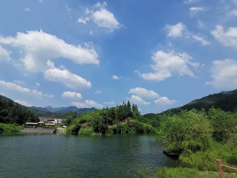 湖边风景