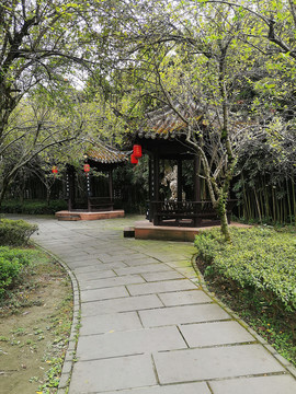 公園石板路