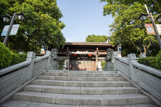 西湖公园寺庙