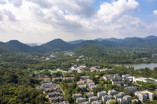 杭州西湖雷峰塔城隍阁航拍全景