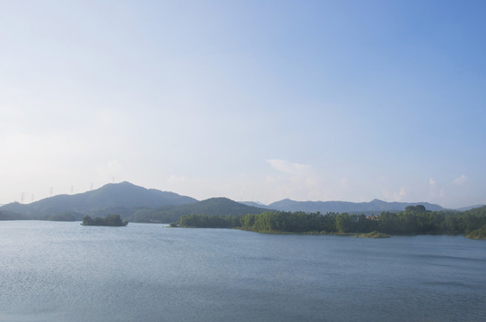 泉州惠女水库湖面风光