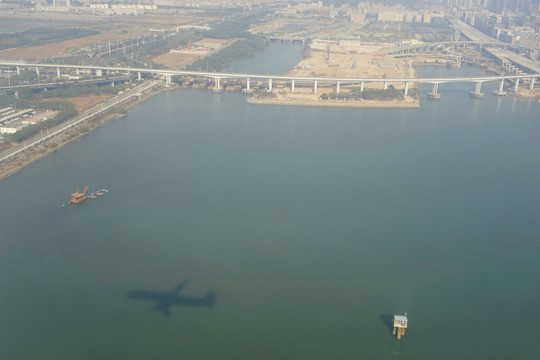 深圳地铁机场线高架桥航拍