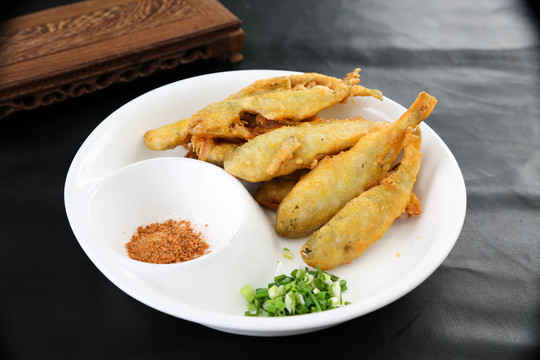 椒鹽黃花魚(yú)