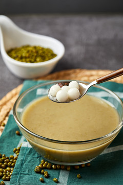 綠豆丸子