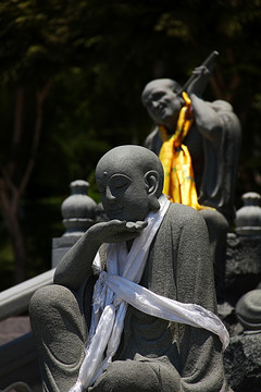 南山寺石刻罗汉