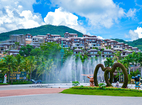 呀诺达雨林文化旅游区