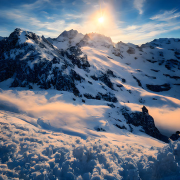 阿尔卑斯山雪山