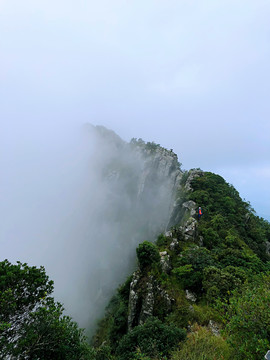 广州龙斗峰