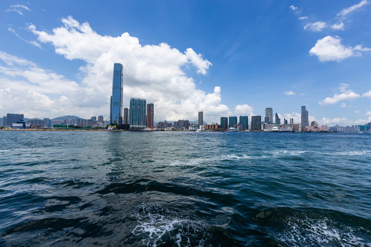 香港维多利亚港两岸风光