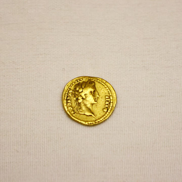 罗马奎纳里奥雷金币