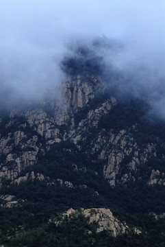 云雾山峰