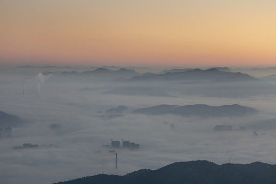 晨曦城市