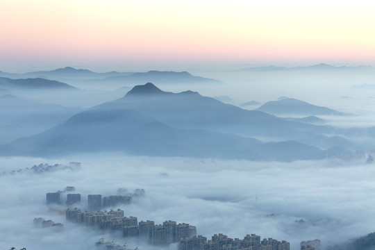 晨曦城市