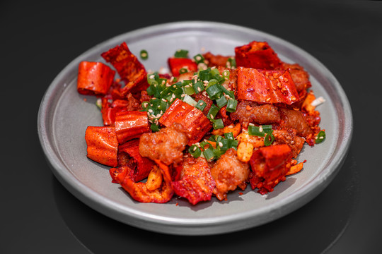 辣子鸡炒鸡麻辣鸡肉