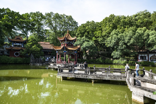 夹山寺