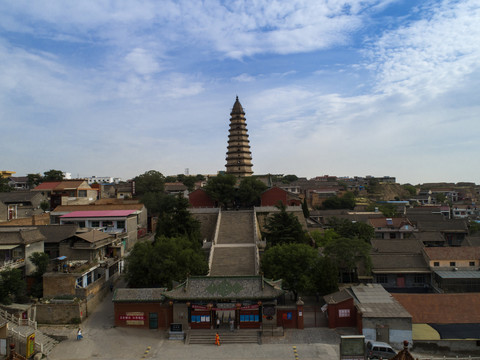 新绛龙兴寺