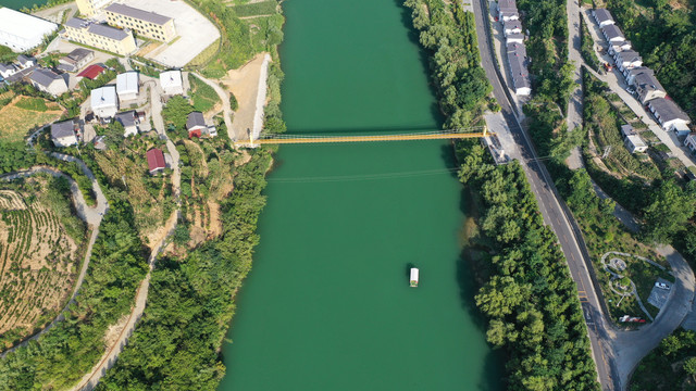 鄂坪大河湾景区